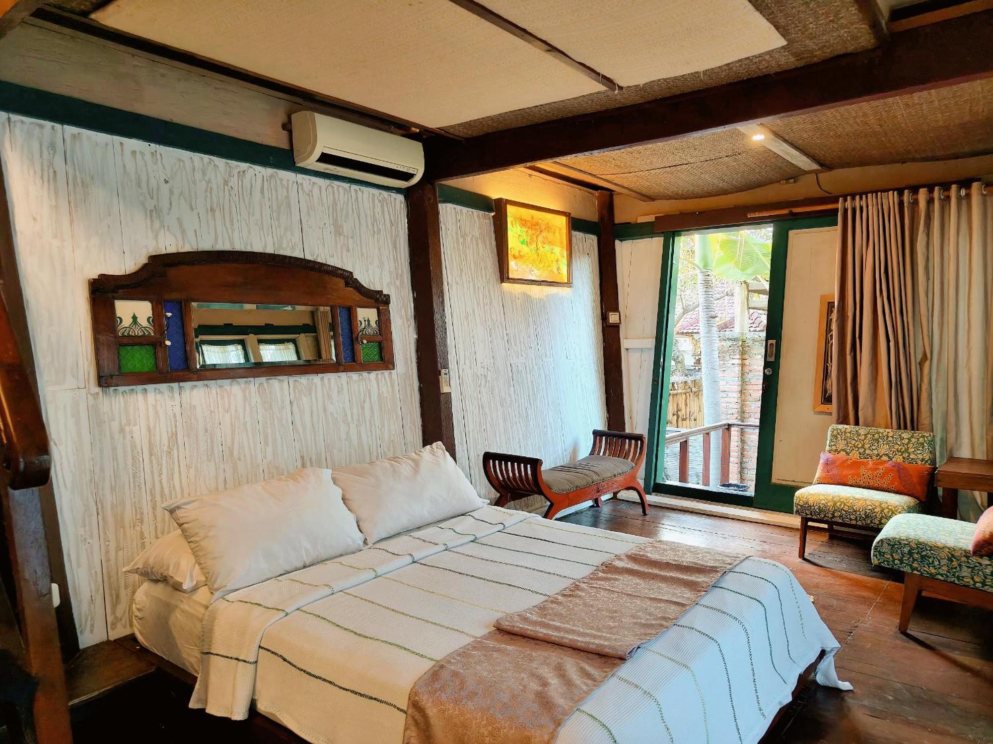 Bed and Breakfast Panda Lumbung Санур Экстерьер фото