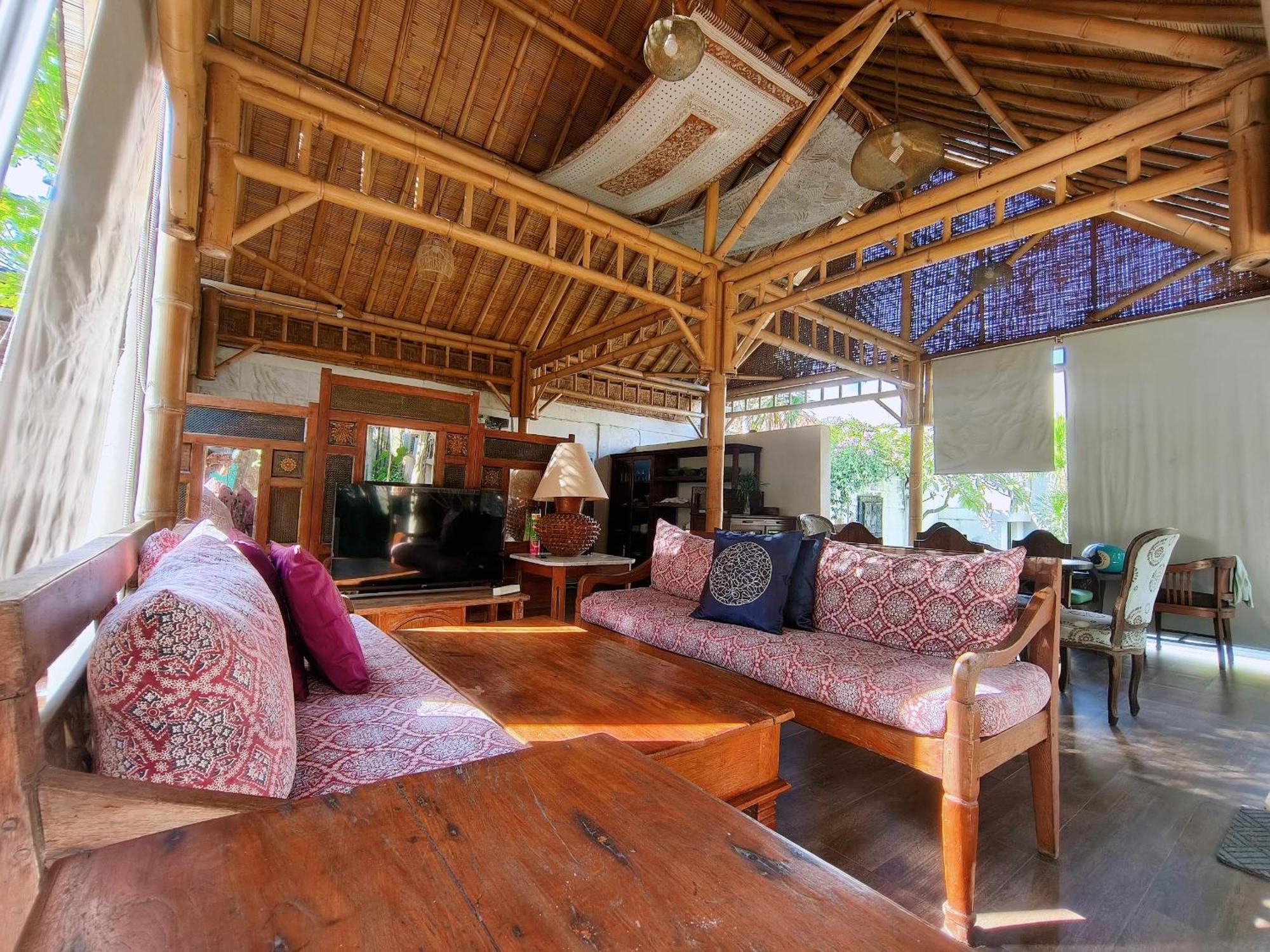 Bed and Breakfast Panda Lumbung Санур Экстерьер фото