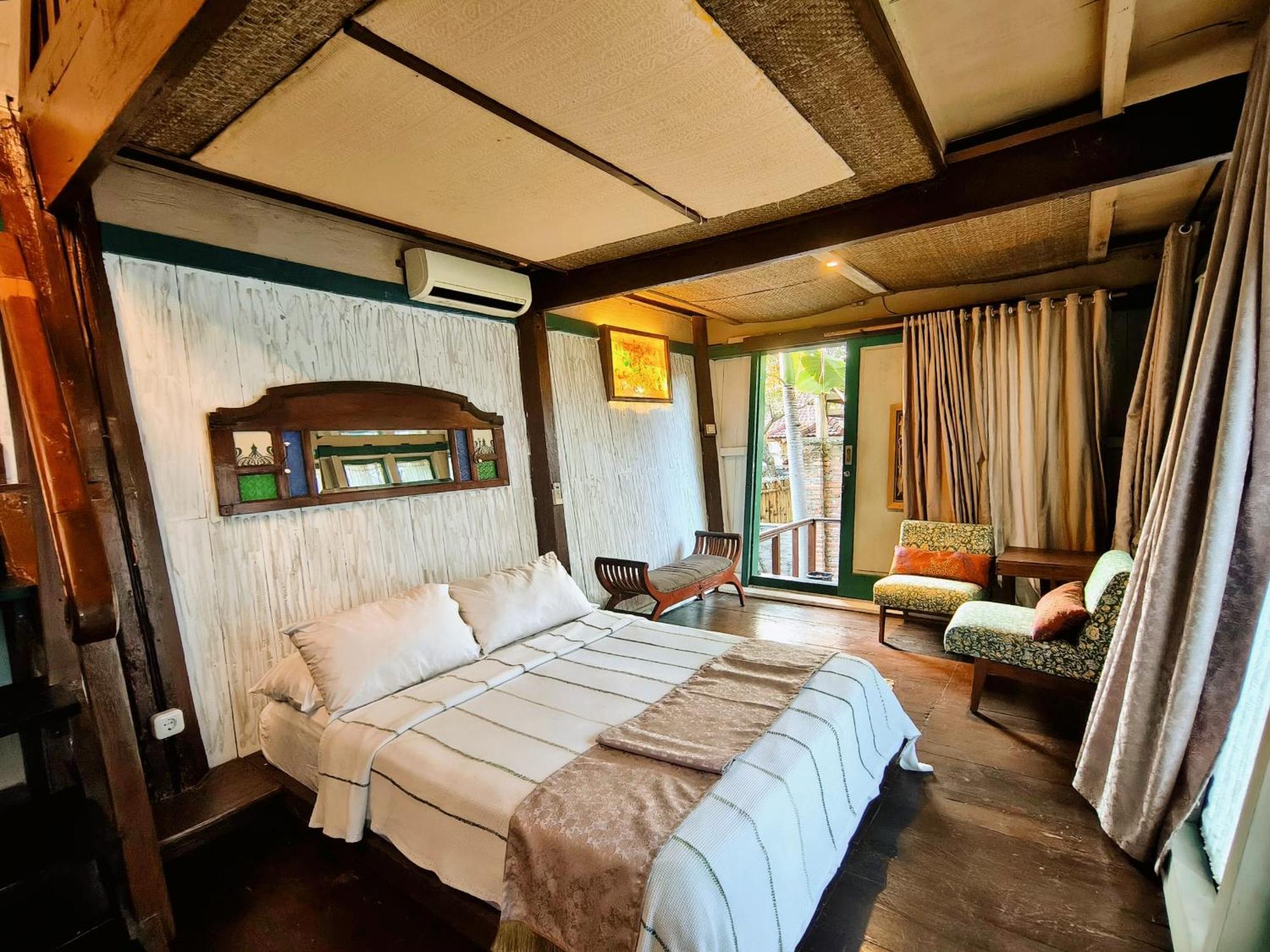 Bed and Breakfast Panda Lumbung Санур Экстерьер фото