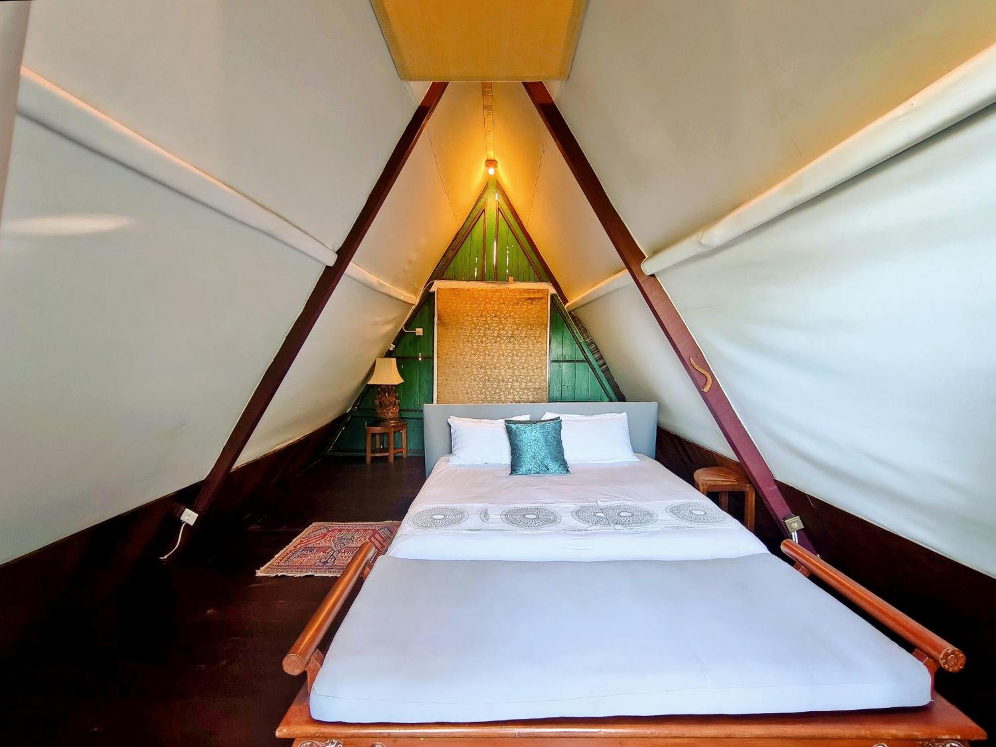 Bed and Breakfast Panda Lumbung Санур Экстерьер фото