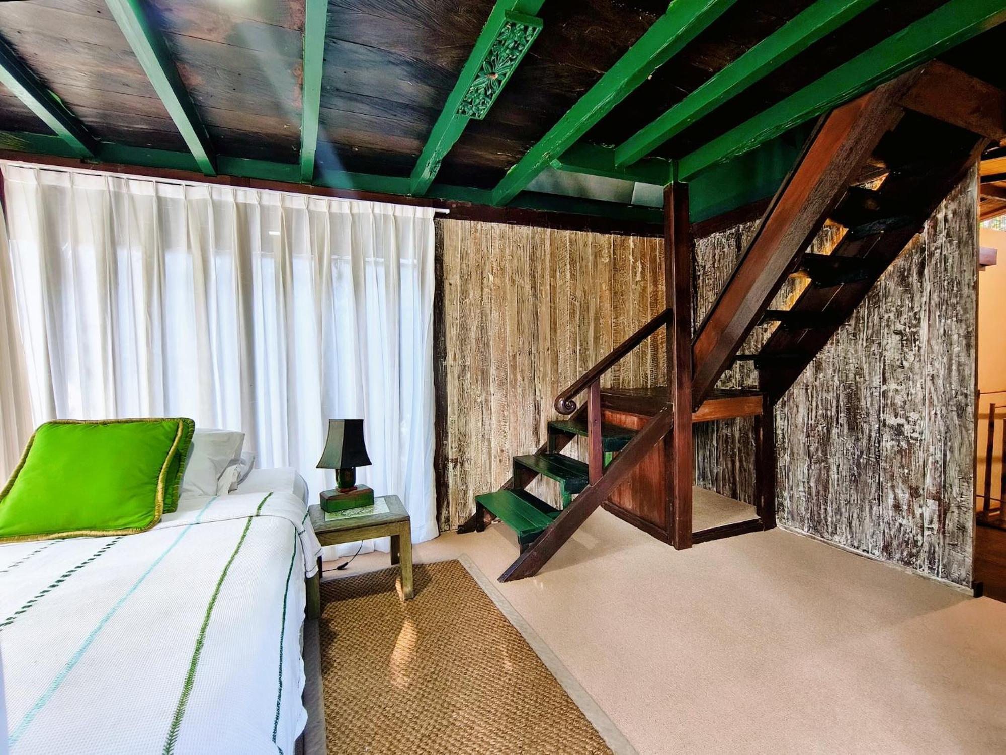 Bed and Breakfast Panda Lumbung Санур Экстерьер фото