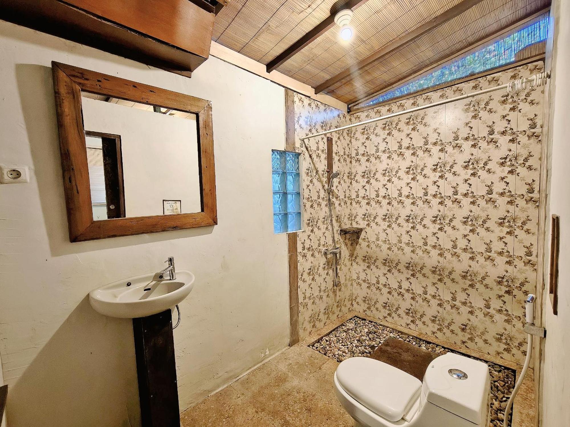 Bed and Breakfast Panda Lumbung Санур Экстерьер фото
