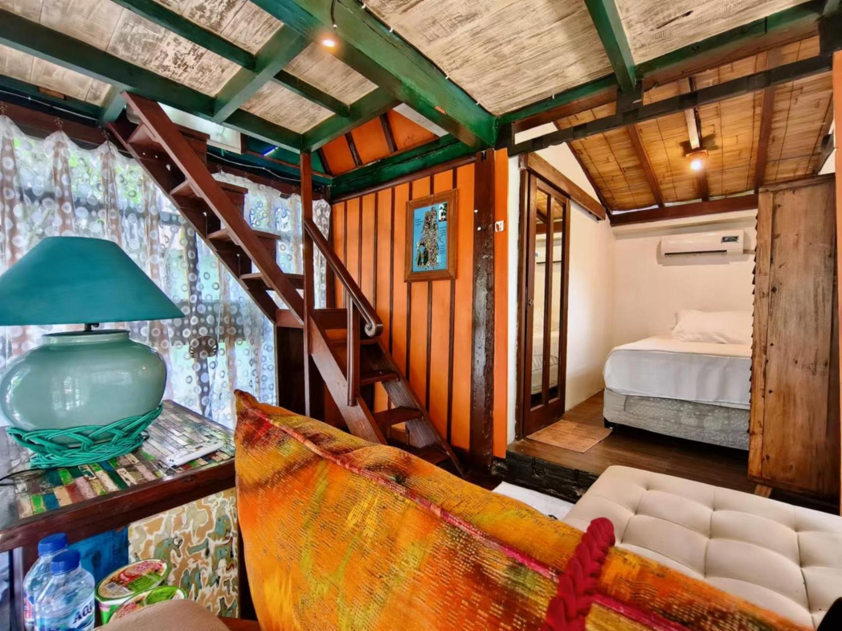 Bed and Breakfast Panda Lumbung Санур Экстерьер фото